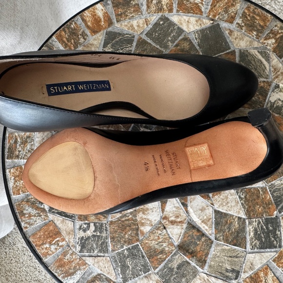 Stuart Weitzman Black Leather Heels • Size 4.5 • Barely Worn • Made in Spain - Picture 5 of 8